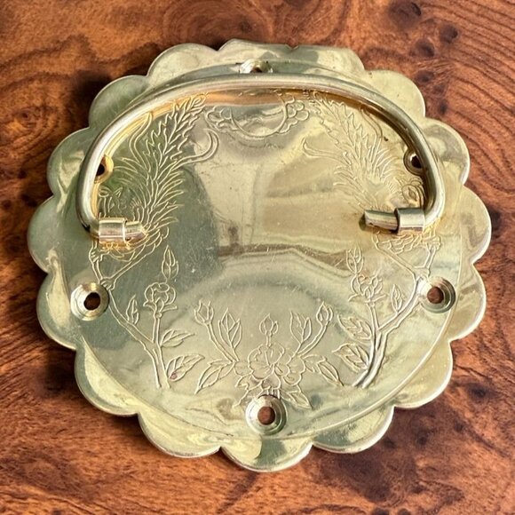 Vintage Brass Drawer Pull Handle With Floral Engraving Scalloped 4.5 Inches - Picture 4 of 7